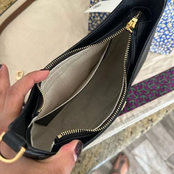 NWT tory Burch EMERSON SWINGPACK black - Picture 8 of 11